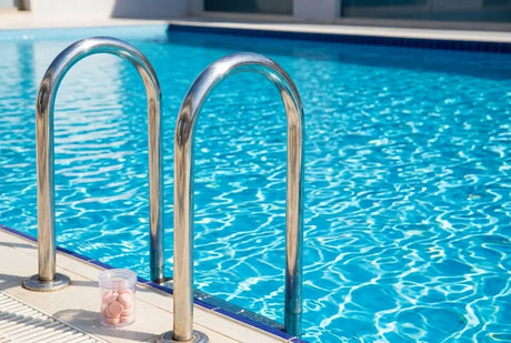 Beneficios del bromo en una piscina: ventajas frente al cloro
