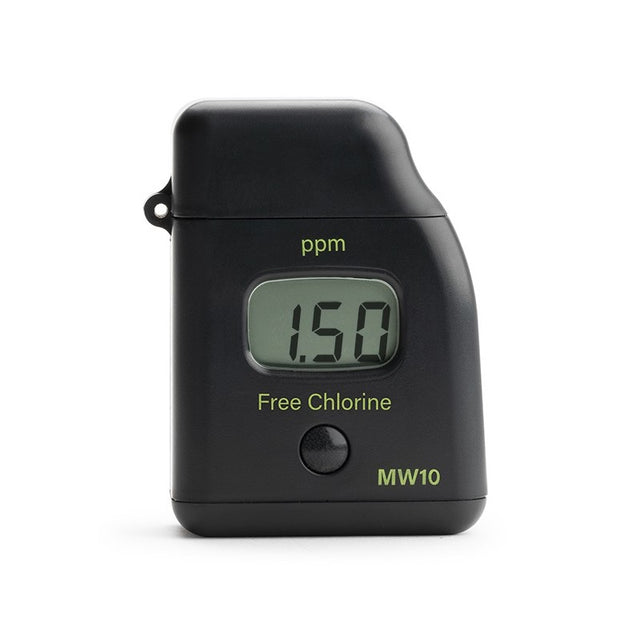 Medidor de cloro libre MW10 portátil con pantalla LED que muestra 1.50 ppm y botón de operación.